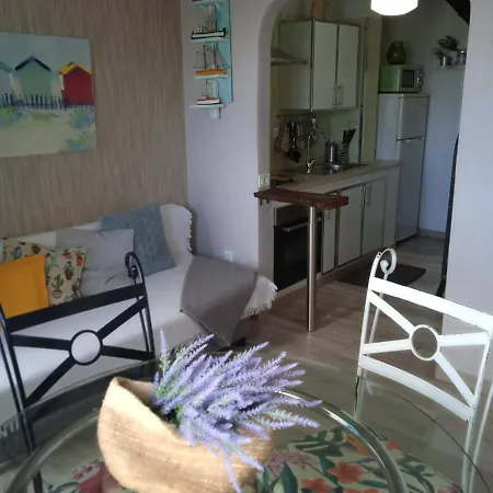 Semesterbostad Casa Trini La Mareta